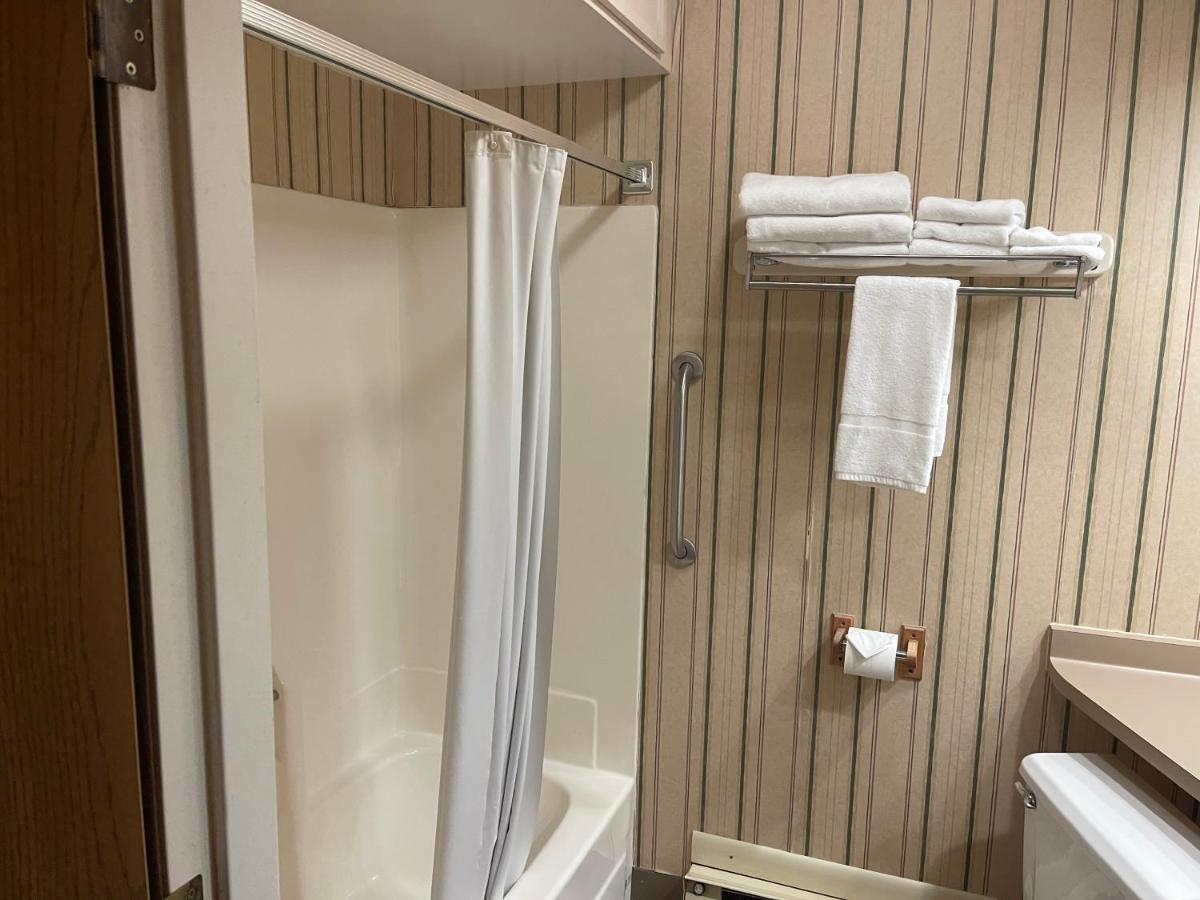Dollinger'S Motor Inn Albion Esterno foto