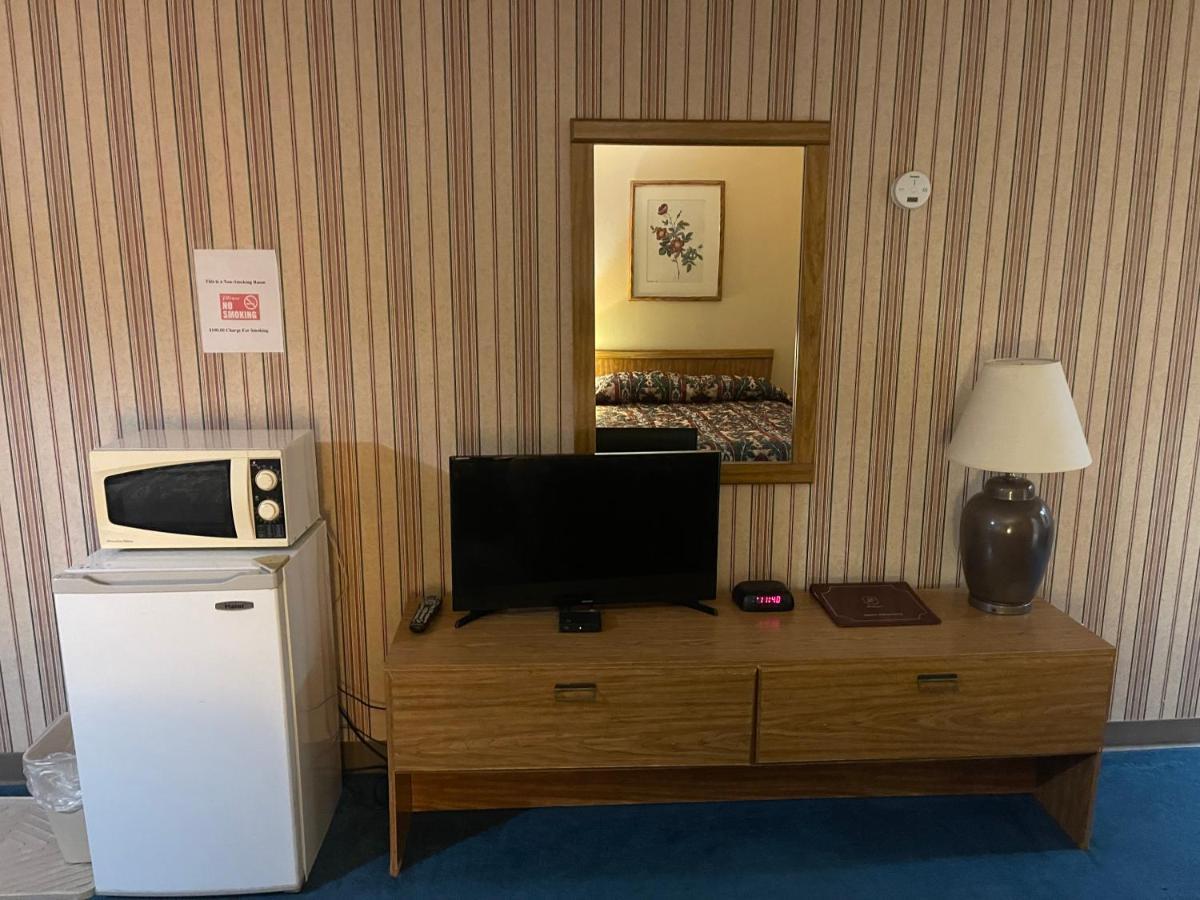 Dollinger'S Motor Inn Albion Esterno foto